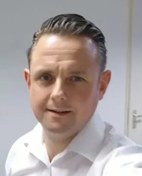 Chauffeur Johan Geel - Nieuw Vennep